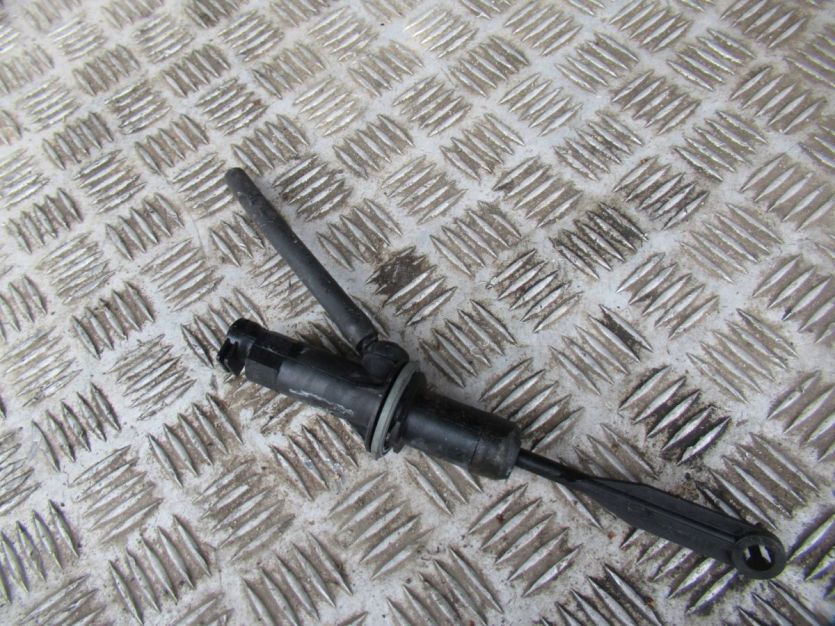 DACIA DUSTER I 2011 R. POMPKA SPRZĘGŁA