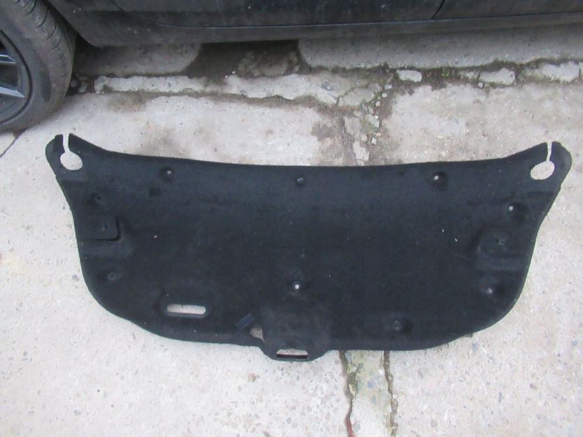 MASERATI GHIBLI M157 TAPICERKA KLAPR BAGAŻNIKA