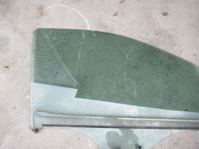 DACIA LODGY DOKKER SZYBA PRAWY PRZÓD 2017