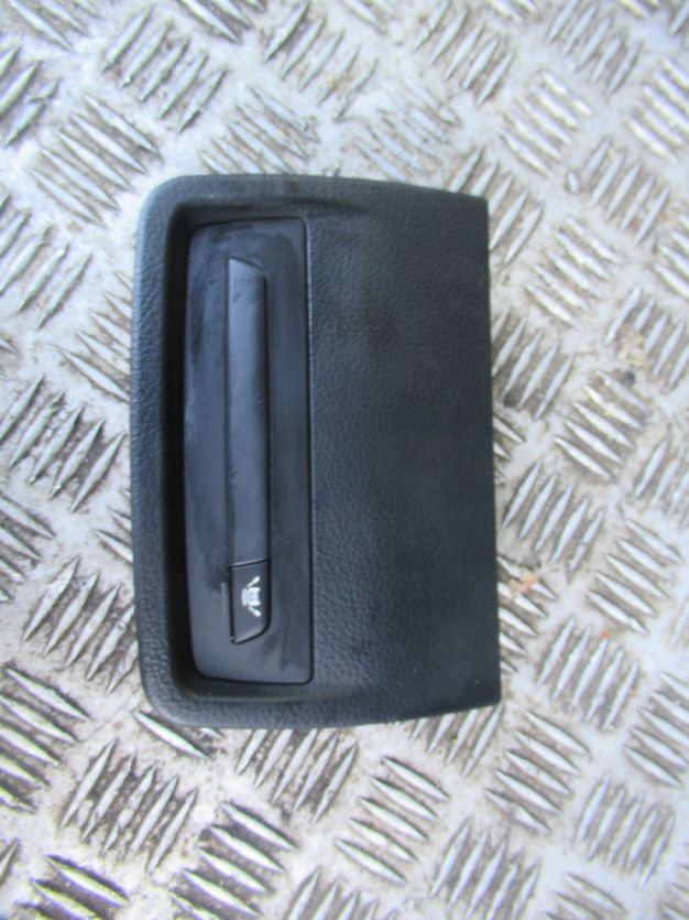 BMW 4 F36 430i 16 r. PRZEŁACZNIK ASYSTENTA KIEROWCY 9268476