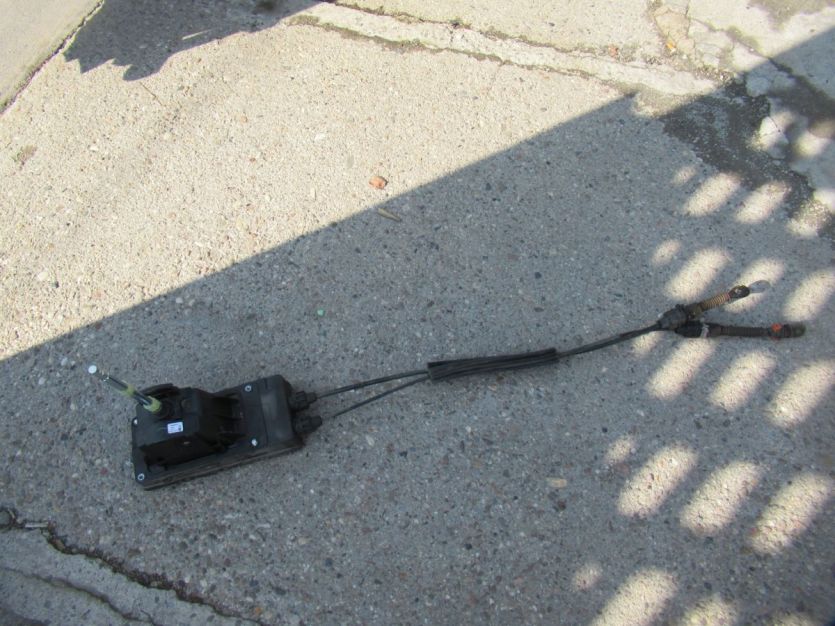 DACIA DOKKER LODGY 1.3 TCE LINKI LEWAREK ZMIANY BIEGÓW 341080304R