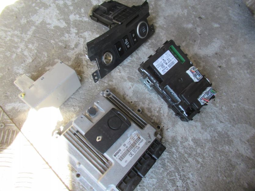 RENAULT KOLEOS I LIFT 2013 R. 2.0 DCI KOMPUTER 0281019924 QE 237100746R