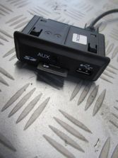 RENAULT KOLEOS I LIFT 2013 R. GNIAZDO AUX USB 280234575R