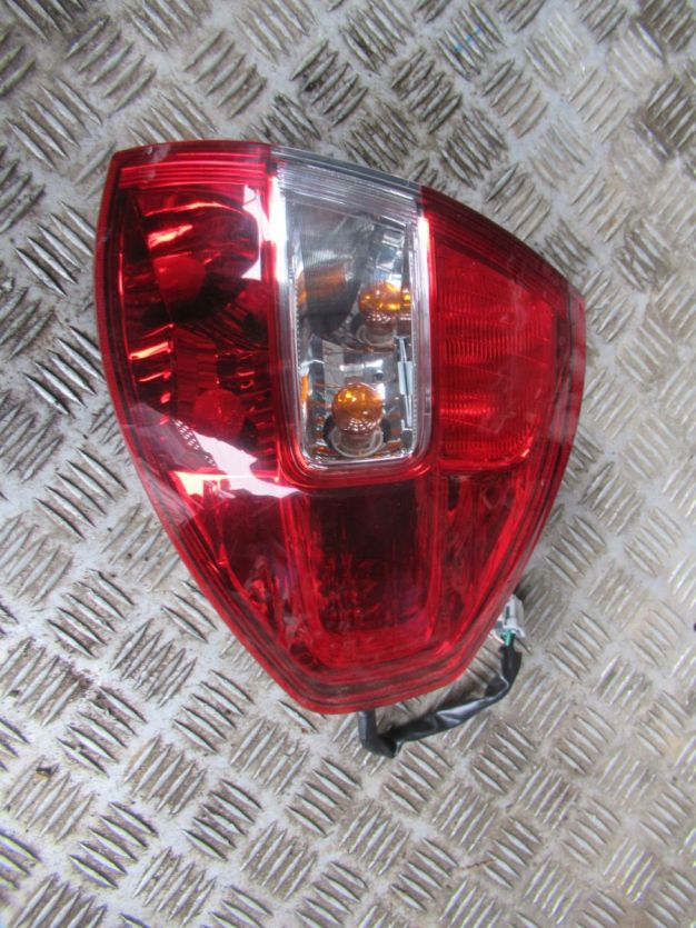 RENAULT KOLEOS I LIFT 2013 R. LAMPA PRAWY TYŁ 26550-JY00A