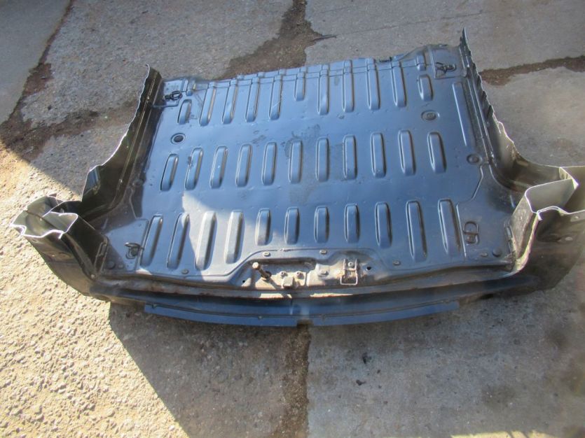 DACIA DOKKER PAS PODŁOGA TYŁ TEKNA WYSYŁKA