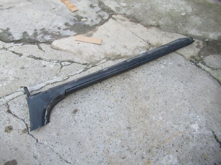 DACIA DUSTER I LIFT 2015 R. PRÓG LEWT LISTWA PROGOWA WYSYŁKA