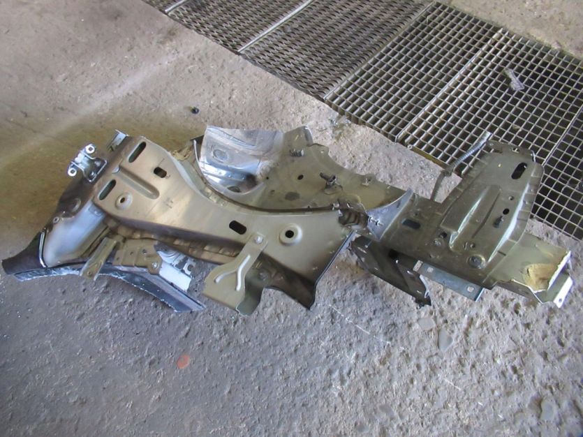 DACIA LODGY DOKKER PODŁUZNICA LEWA CWIARTKA NV676 WYSYŁKA