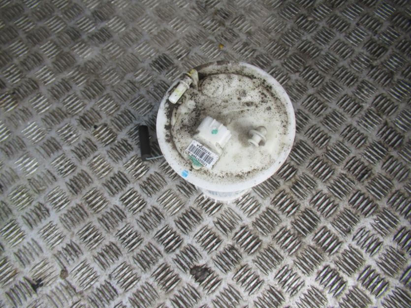 DACIA LODGY DOKKER 1.6 POMPA PALIWA 172025758R