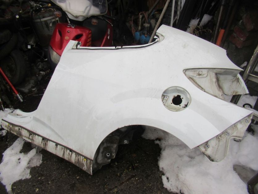 HYUNDAI VELOSTER BŁOTNIK LEWY TYŁ 2013 R SW2 WYSYŁKA