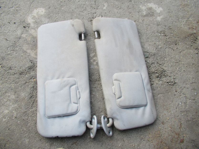 toyota rav4 II II 2.0 D OSŁONA PRZECIWSŁONECZNA KOMPLET 2002 R.