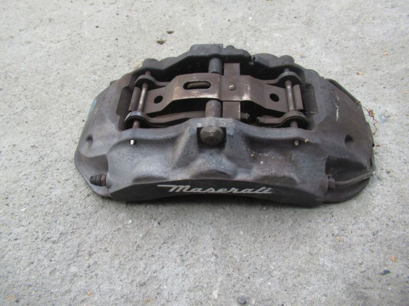 MASERATI GHIBLI M157 3.0 D ZACISK HAMULCOWY PRAWY PRZÓD TARCZA 360MM