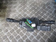 SANDERO II STEPWAY LIFT 19 R PRZEŁACZNIK POD KIEROWNICE