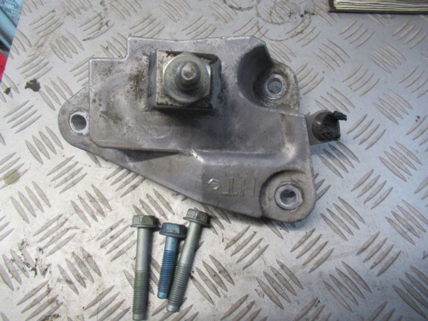 NISSAN JUKE I LIFT 2015 R. 1.2 DIG-T SKRZYNIA BIEGÓW TL4143 ŁAPA SKRZYNI