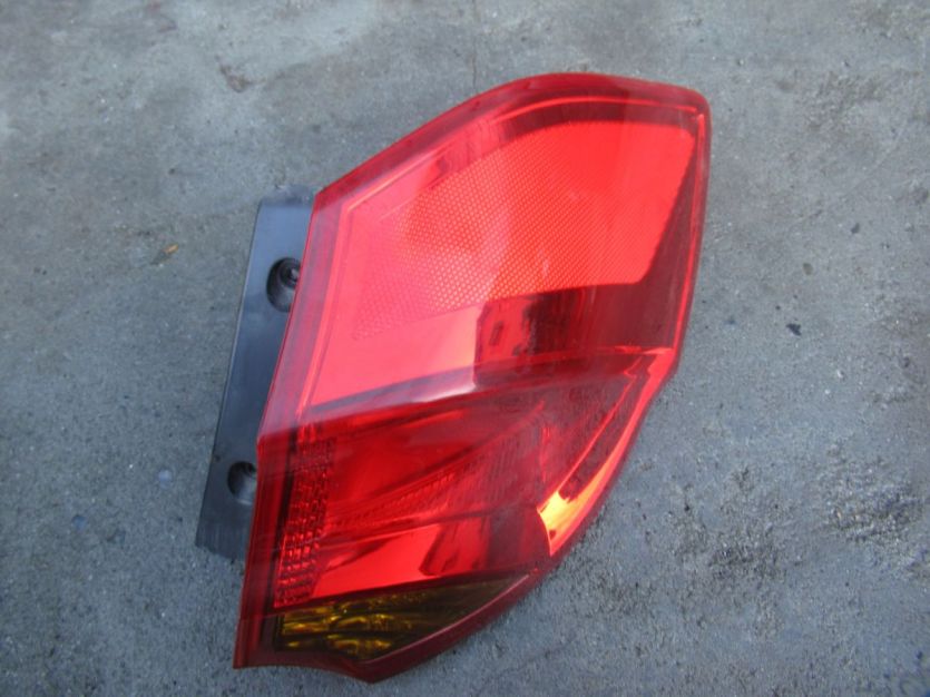 KIA CEED II HB 2014 R. LAMPA LEWA LEWY TYŁ