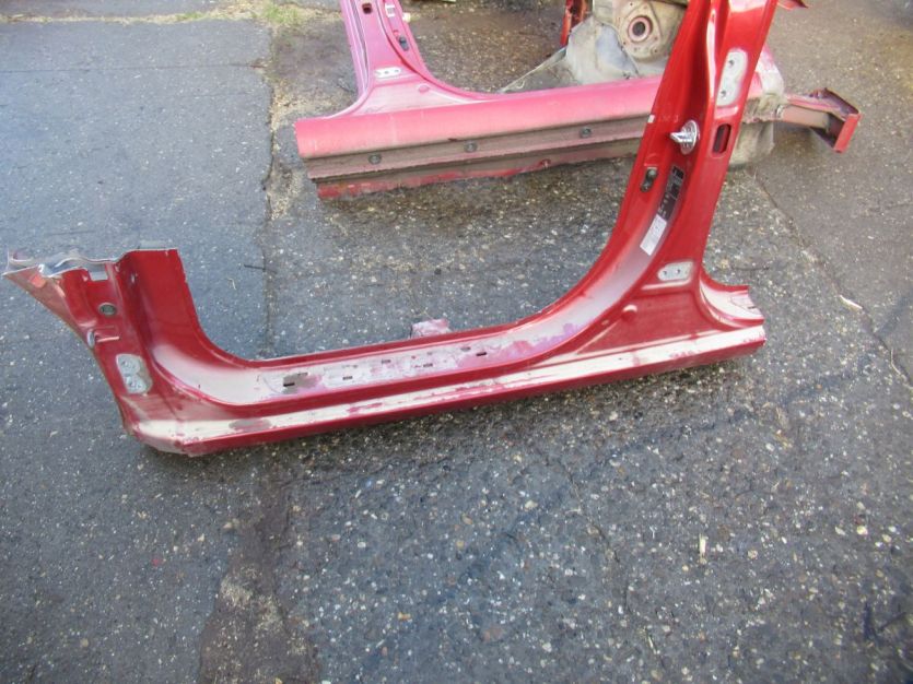 KIA CEED II HB 2014 R. A0 PRÓG LEWY SŁUPEK