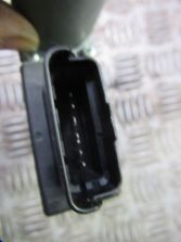 KIA CEED II HB 2014 R. SILNICZEK SZYBY LEWY PRZÓD 82450-A2010