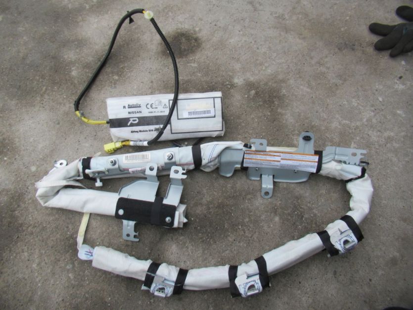 NISSAN JUKE I LIFT 2015 R. KURTYNA PRAWA PODUSZKA FOTELALEWA 34121067