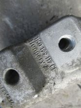 SKODA SCALA 1.0 TSI ŁAPA SKRZYNI BIEGÓW 1K0199117CF