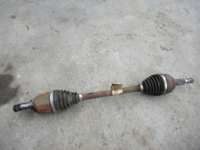 SANDERO II LIFT 2019 R. 900 0.9 TCE PÓŁOŚ LEWA 4946R