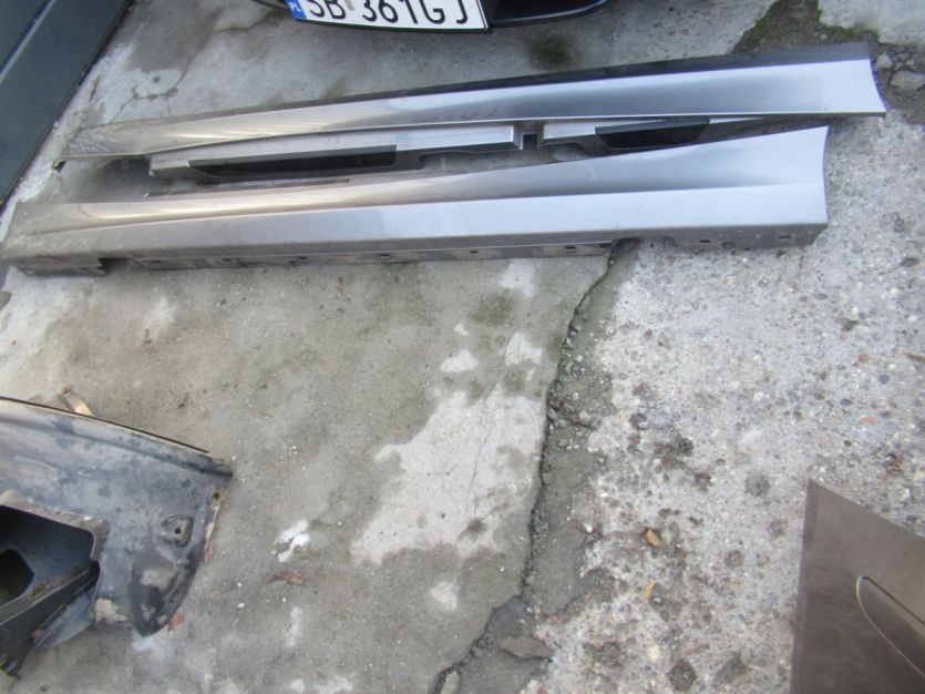 BMW E81 E87 5D PRÓG PRAWY SPACEGRAU