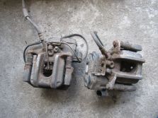 BMW F10 F11 2.0 D ZACISK HAMULCOWY LEWY TYŁ