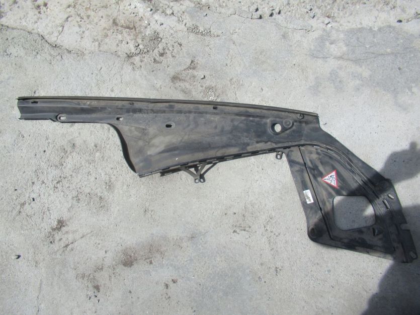 BMW F10 F11 2.0 D OSŁONA BŁOTNIKA LEWA 7019803