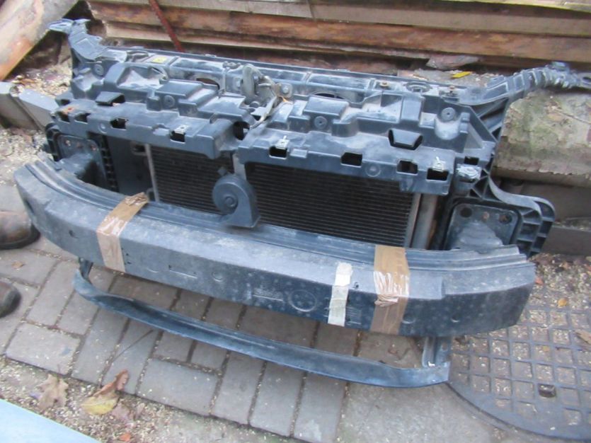 FIAT GRANDE PUNTO PAS PRZÓD 1.4 8V 2007 R.