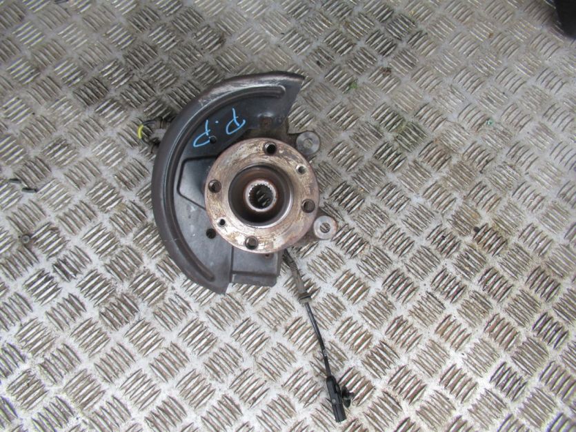 DACIA SANDERO II 1.2 ZWROTNICA PRAWA PRAWY PRZÓD