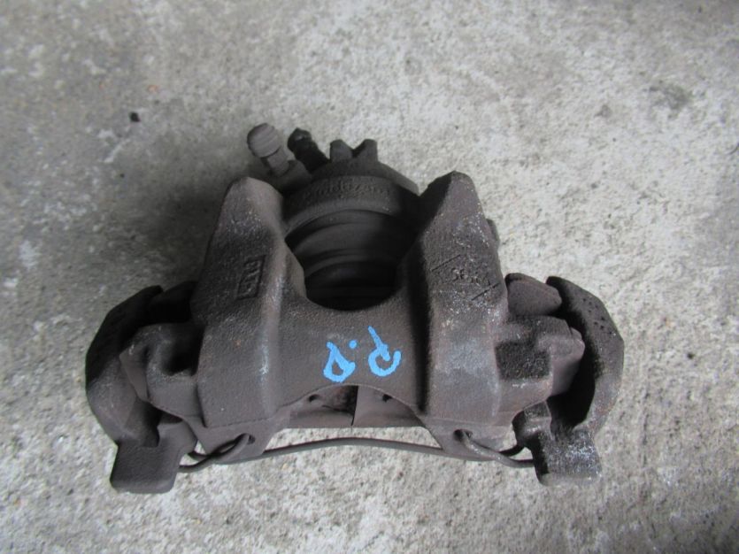 DACIA SANDERO II 1.2 ZACISK HAMULCOWY PRAWY PRZÓD