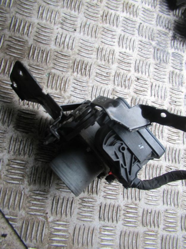 SKODA SCALA 1.0 POMPA ABS 2Q0614517AL