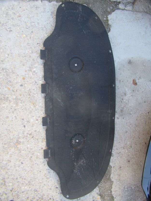 SKODA SCALA WYGŁUSZENIE MASKI