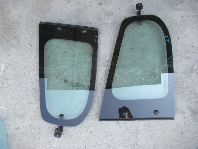 DACIA LODGY SZYBA PRAWY TYŁ 2017 PRAWA