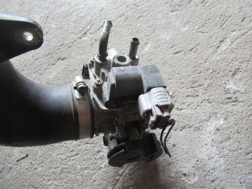 SUZUKI LIANA LIFT 1.6 78KW PRZEPUSTNICA