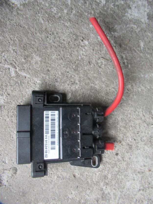 BMW F10 F11 2.0 D MODUŁ WENTYIATORA 9153418-02