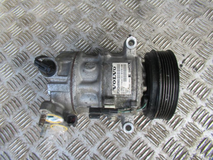 VOLVO V40 D2 2.0 D KOMPRESOR KLIMATYZACJI P31348965