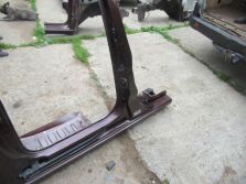 DACIA DOKKER PRÓG SŁUPEK PRAWY TECNG