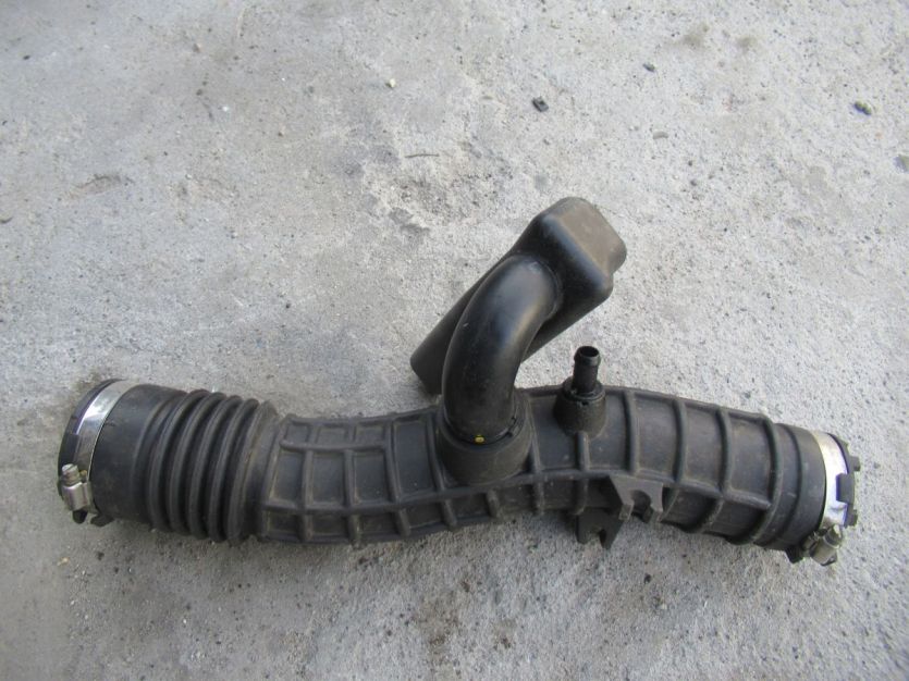 DACIA DUSTER I LIFT 1.6 SCE RURA DOLOT POWIETRZA H8201529827