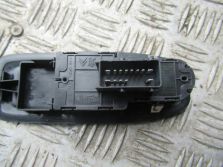 PEUGEOT 2008 I 2015 R. PRZEŁĄCZNIK SZYB LEWY PRZÓD