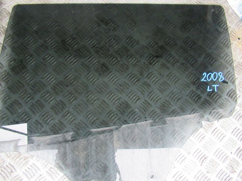 PEUGEOT 2008 I 2015 R. SZYBA LEWY TYŁ LEWA CIEMNA