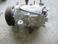 hyundai EQUUS GENESIS 2015 R. 5.0 KOMPRESOR KLIMATYZACJI F500GBCAA-C3