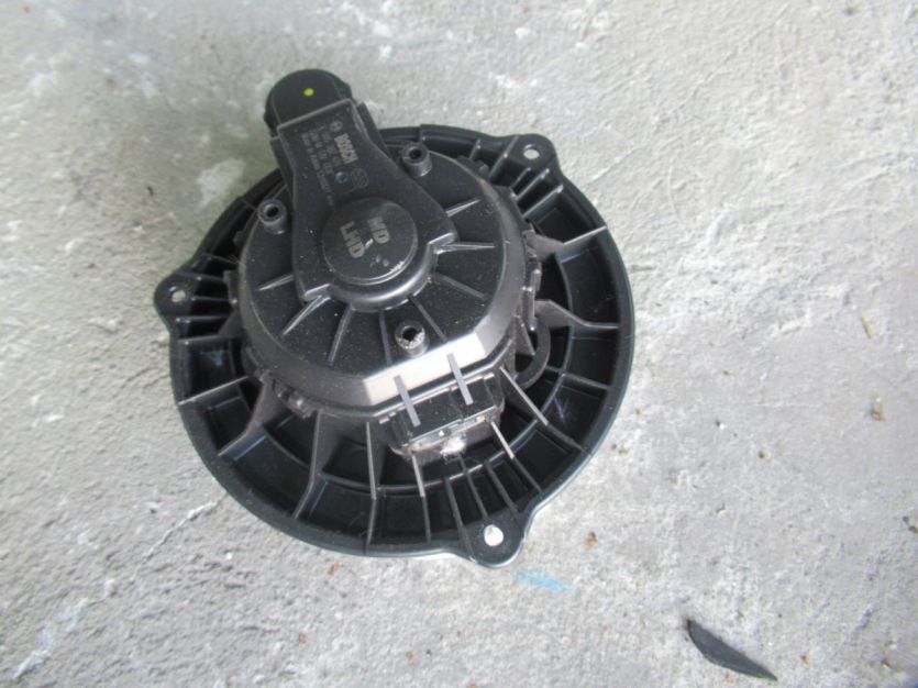 hyundai EQUUS GENESIS 2015 DMUCHAWA