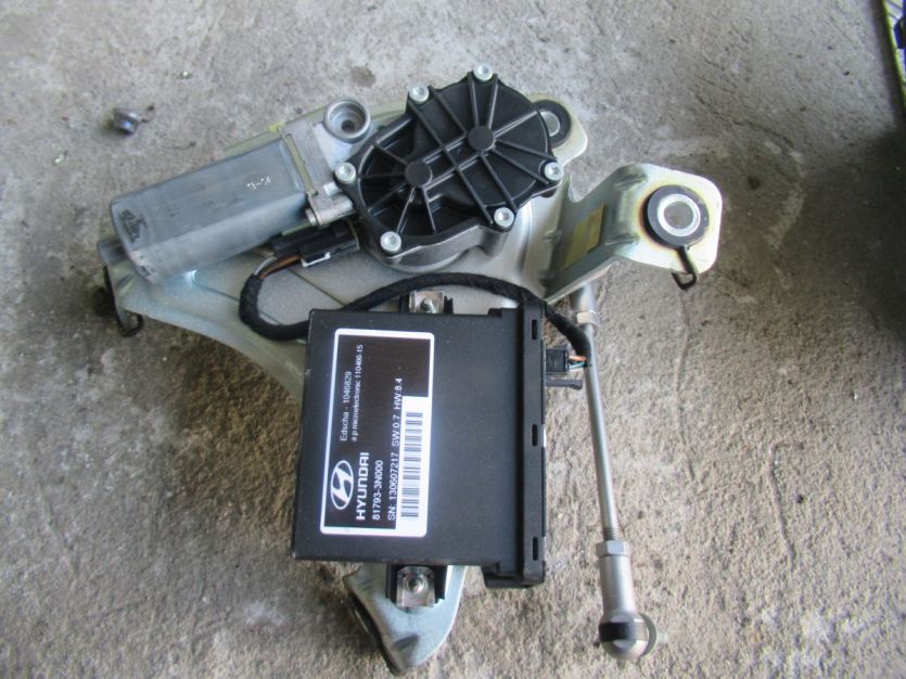 hyundai EQUUS GENESIS 2015 MODUŁ HAMULEC RĘCZNY 81793-3N000