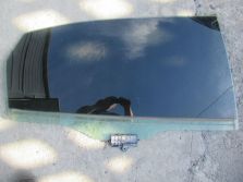 hyundai EQUUS GENESIS 2015 R. SZYBA PRAWY TYŁ