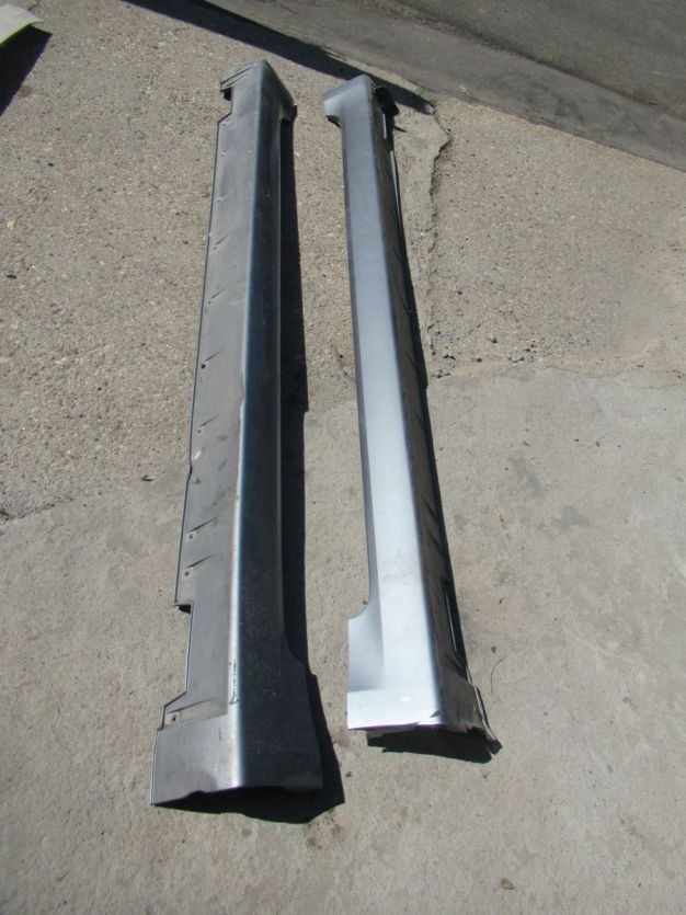 hyundai EQUUS GENESIS 2016 R. LISTWA PROGOWA PRÓG LEWY