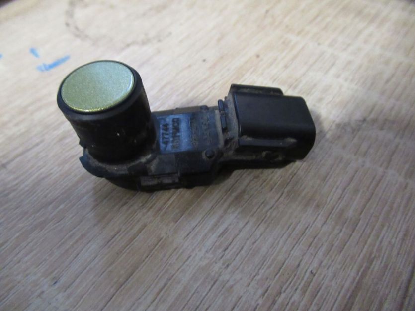 SUZUKI SX4 S-CROSS CZUJNIK PARKOWANIA 61M1038440