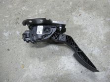 SUZUKI SX4 S-CROSS LIFT 1.4 T PEDAŁ GAZU 49400-68L51