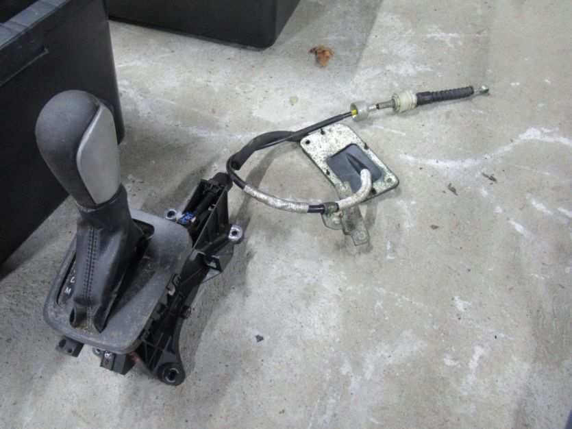 SUZUKI SX4 S-CROSS LIFT LEWAREK ZMIANY BIEGÓW