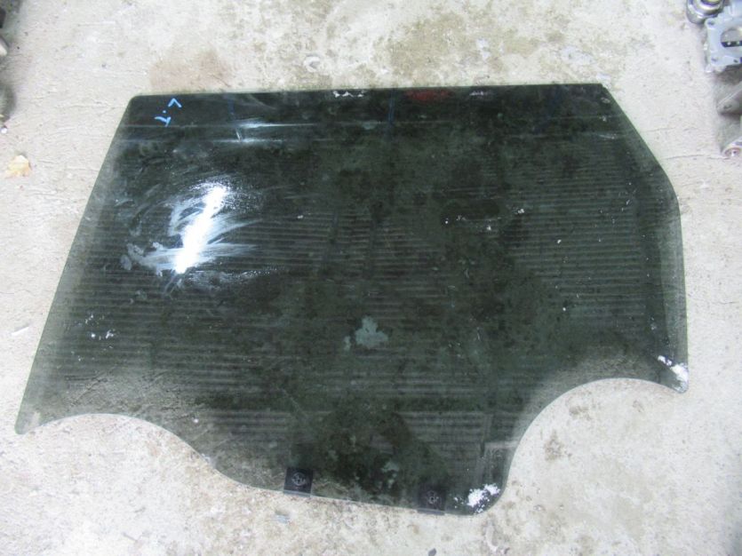 DACIA JOGGER 2023 SZYBA LEWY TYŁ