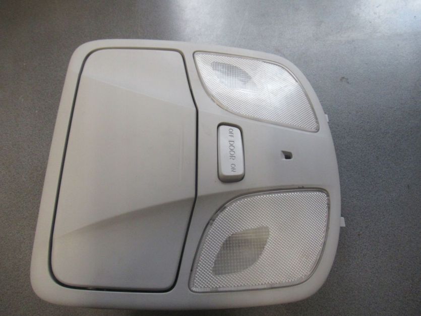 HYUNDAI SONATA HYBRID 2010-2015 2.4 LAMPKA OSWIETLENIA KABINY