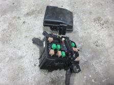 HYUNDAI SONATA HYBRID 2010-2015 2,4 SKRZYNKA BEZPIECZNIKÓW